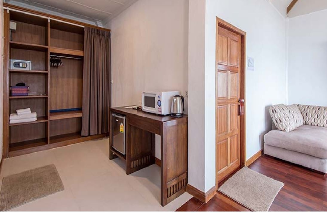 rooms-suite-beachfront