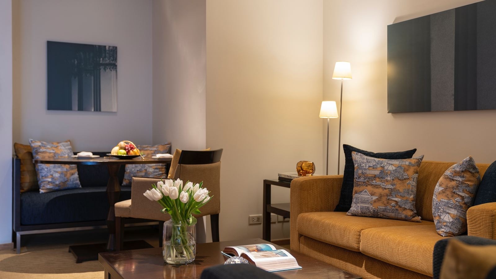 rooms-tower-club-suite-river-view