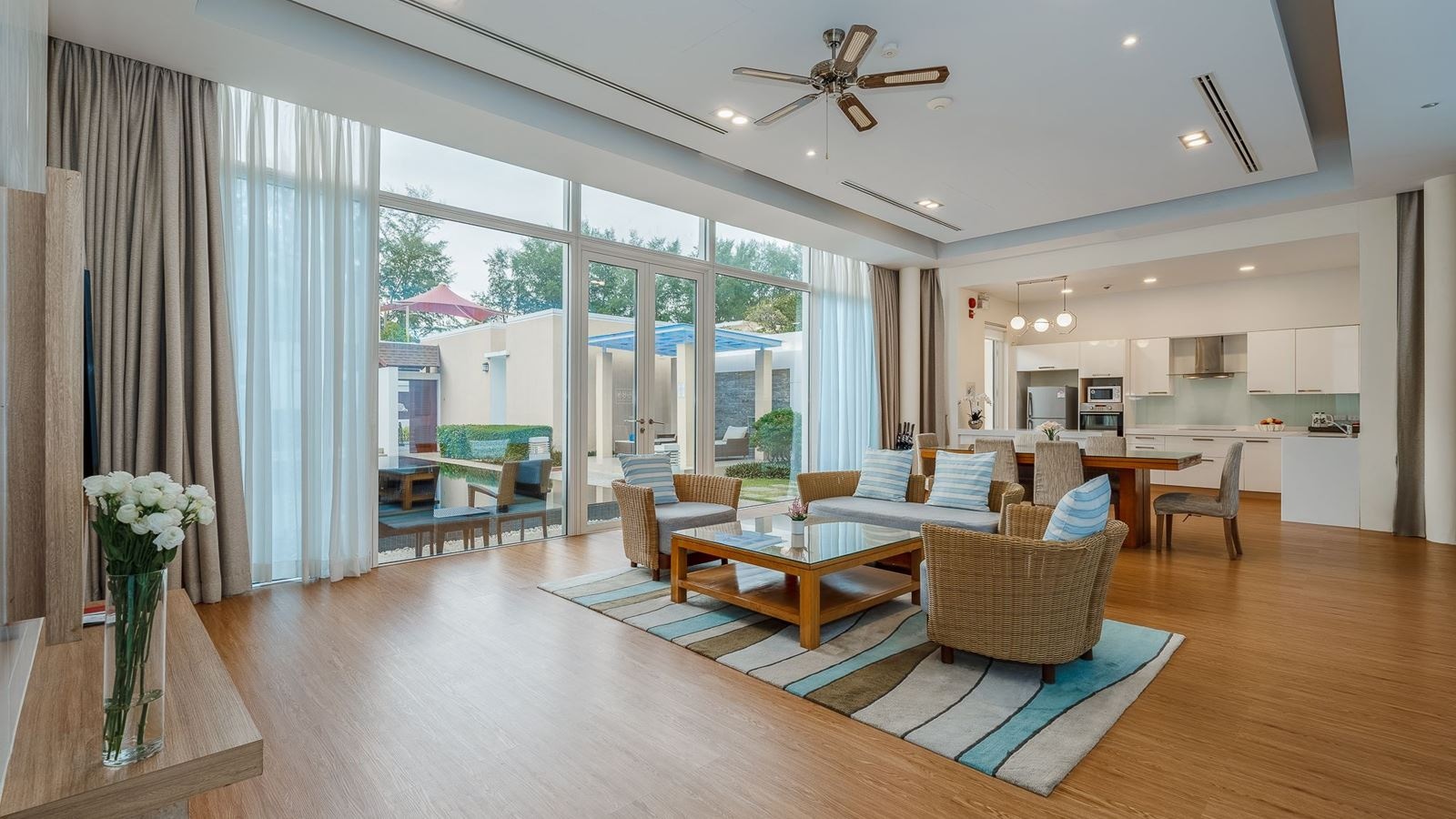 rooms-vg2b2-bedroom-pool-villa-with-kitchen-390-sqm