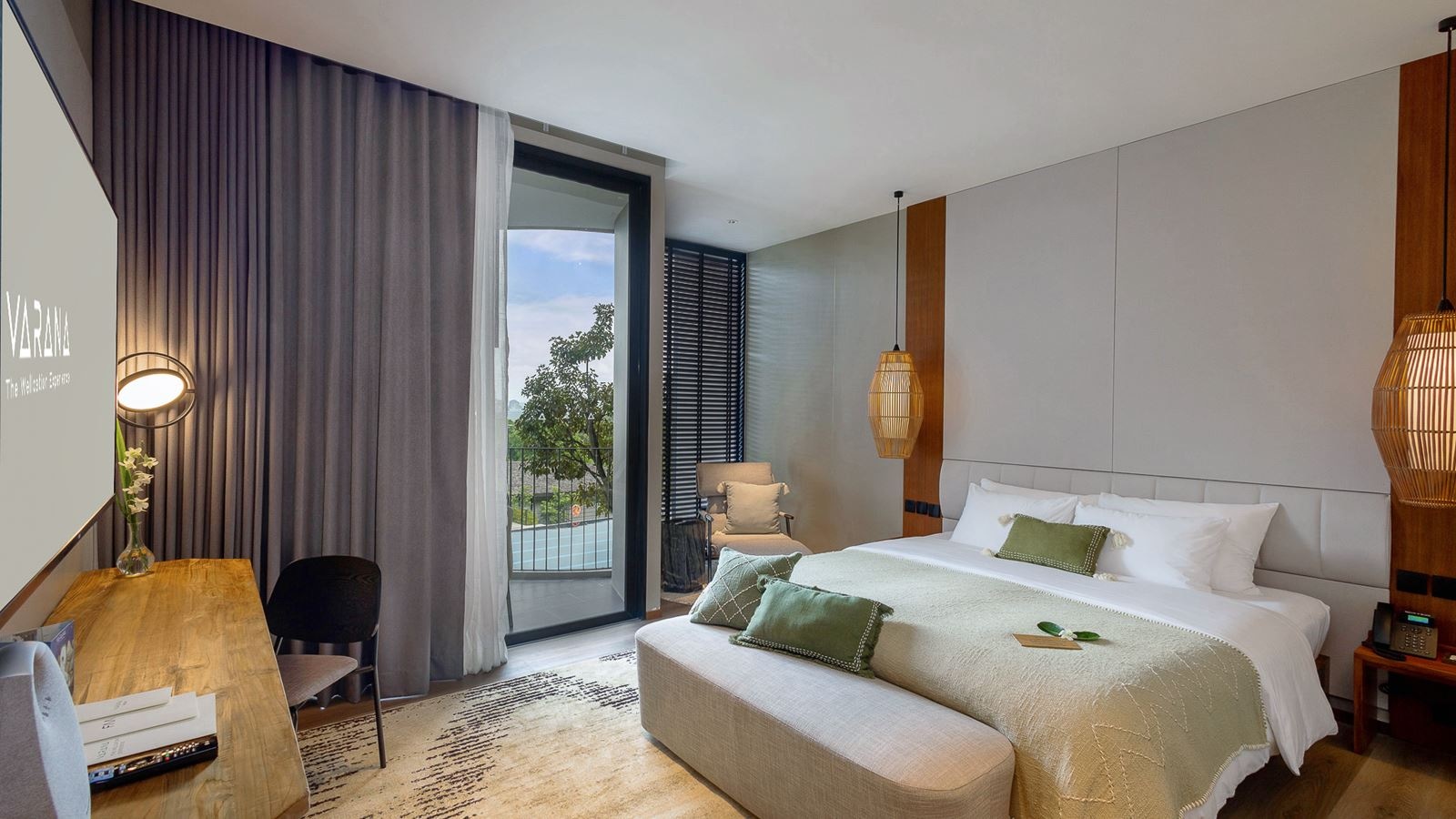 rooms-luxe-mountain-view