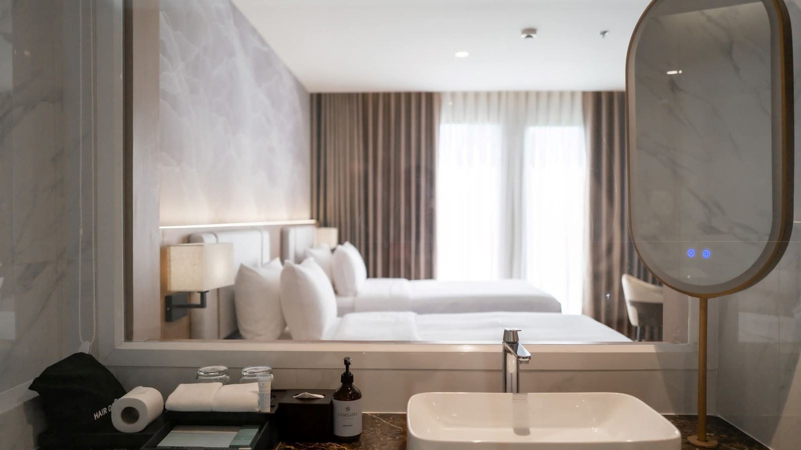 rooms-deluxe-twin-room