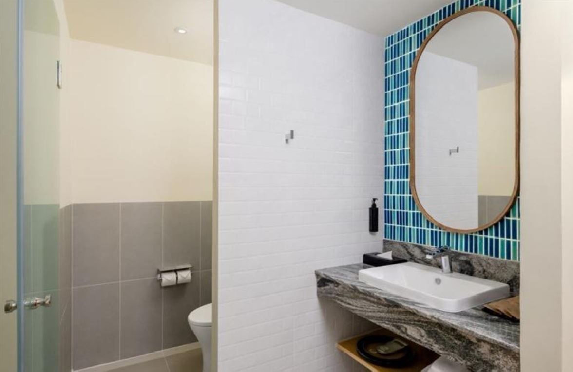 rooms-deluxe-room-king