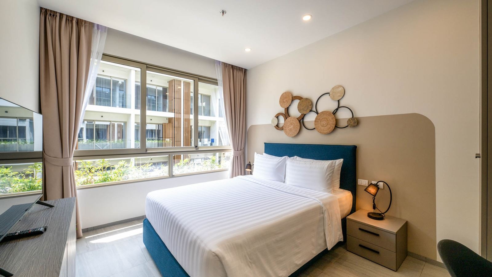 rooms-two-bedroom-family