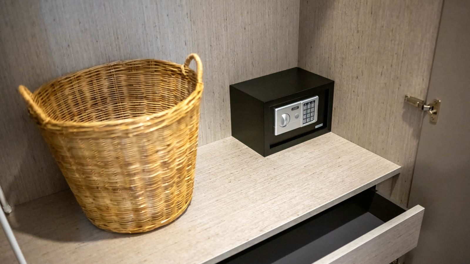 rooms-studio-classic