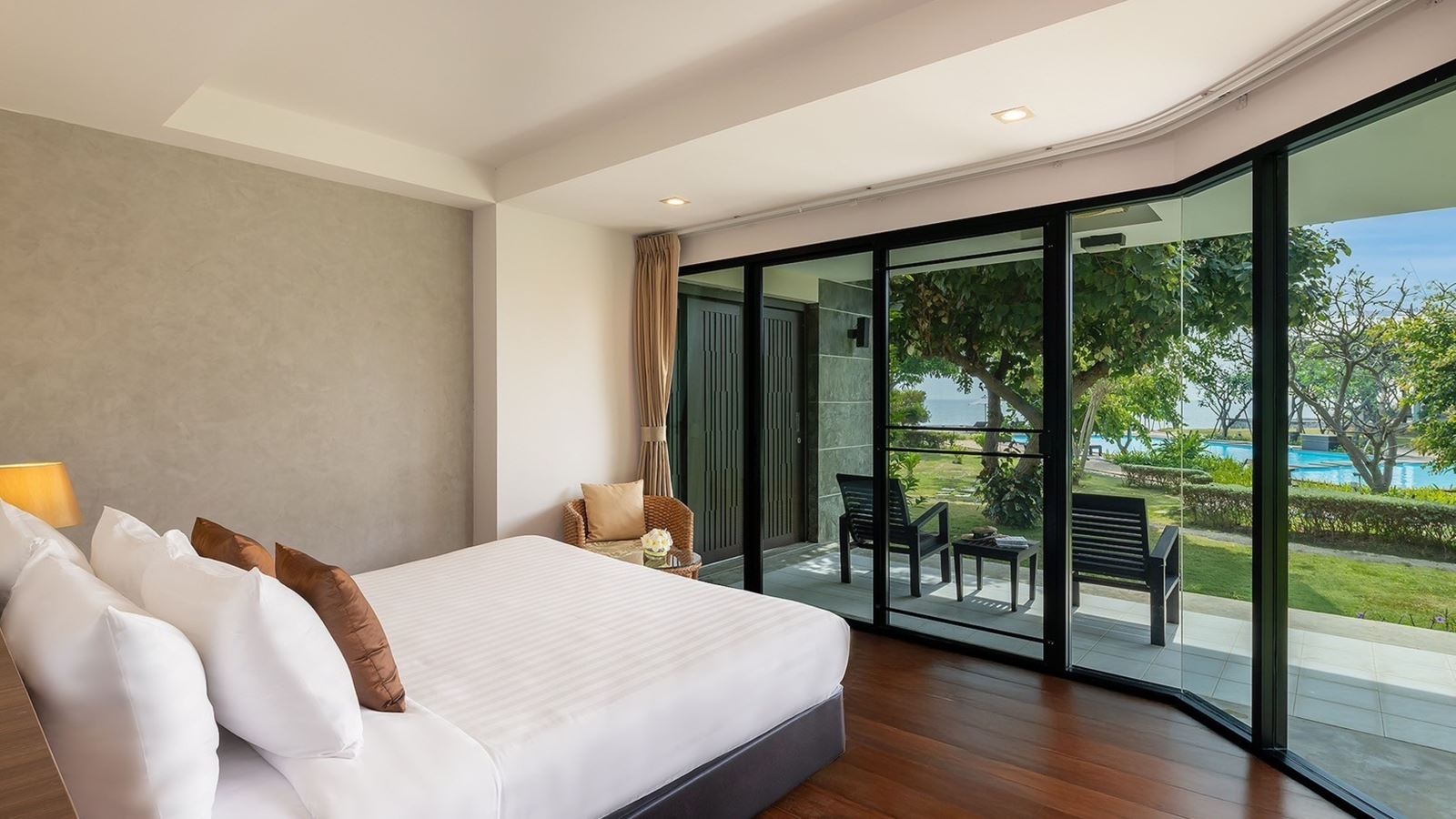 rooms-deluxe-premium