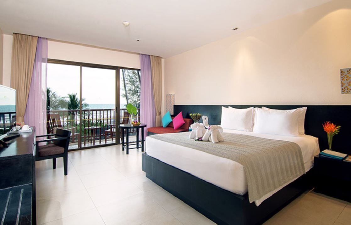 rooms-deluxe-seaview