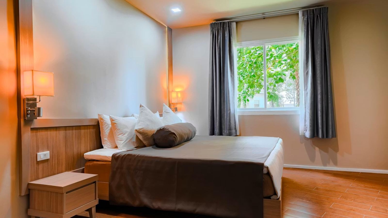 rooms-deluxe-two-bedroom