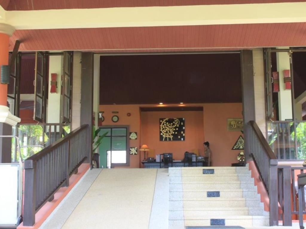 general-main-building