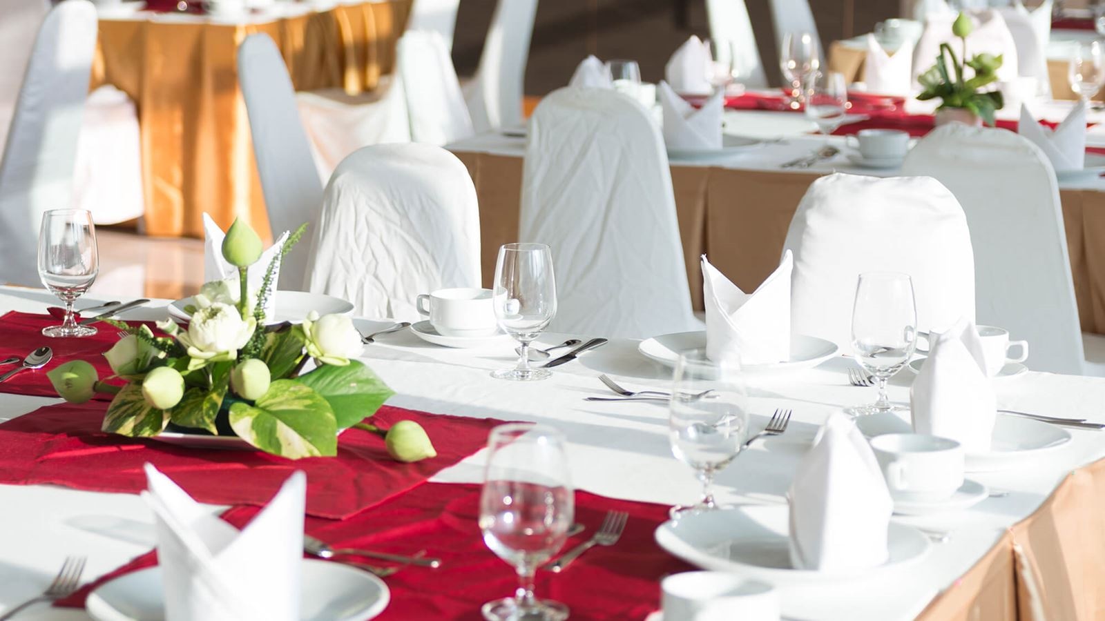 restaurants-hillside-restaurant