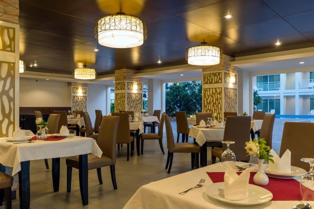 restaurants-restaurants