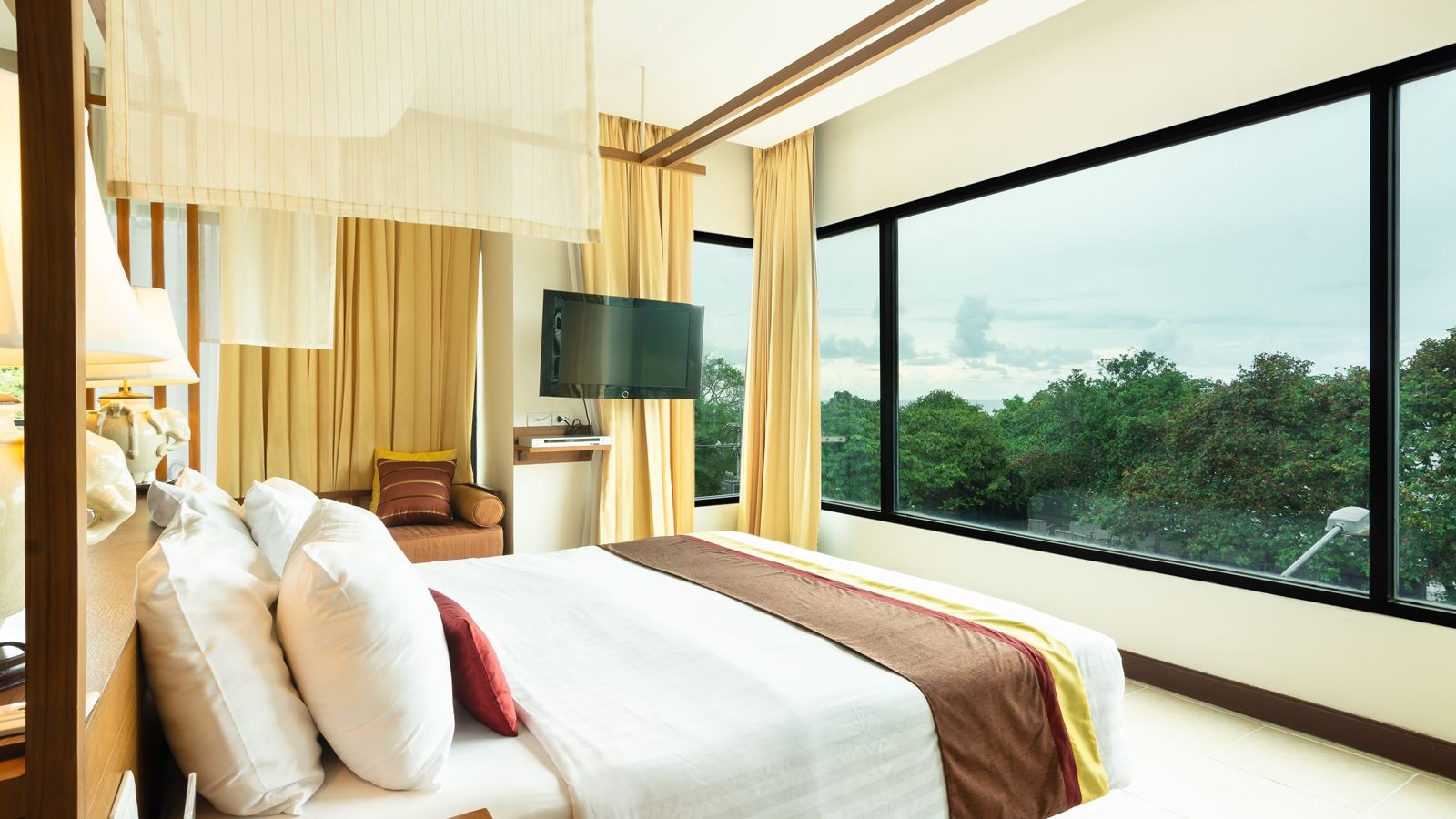 rooms-ocean-front-room