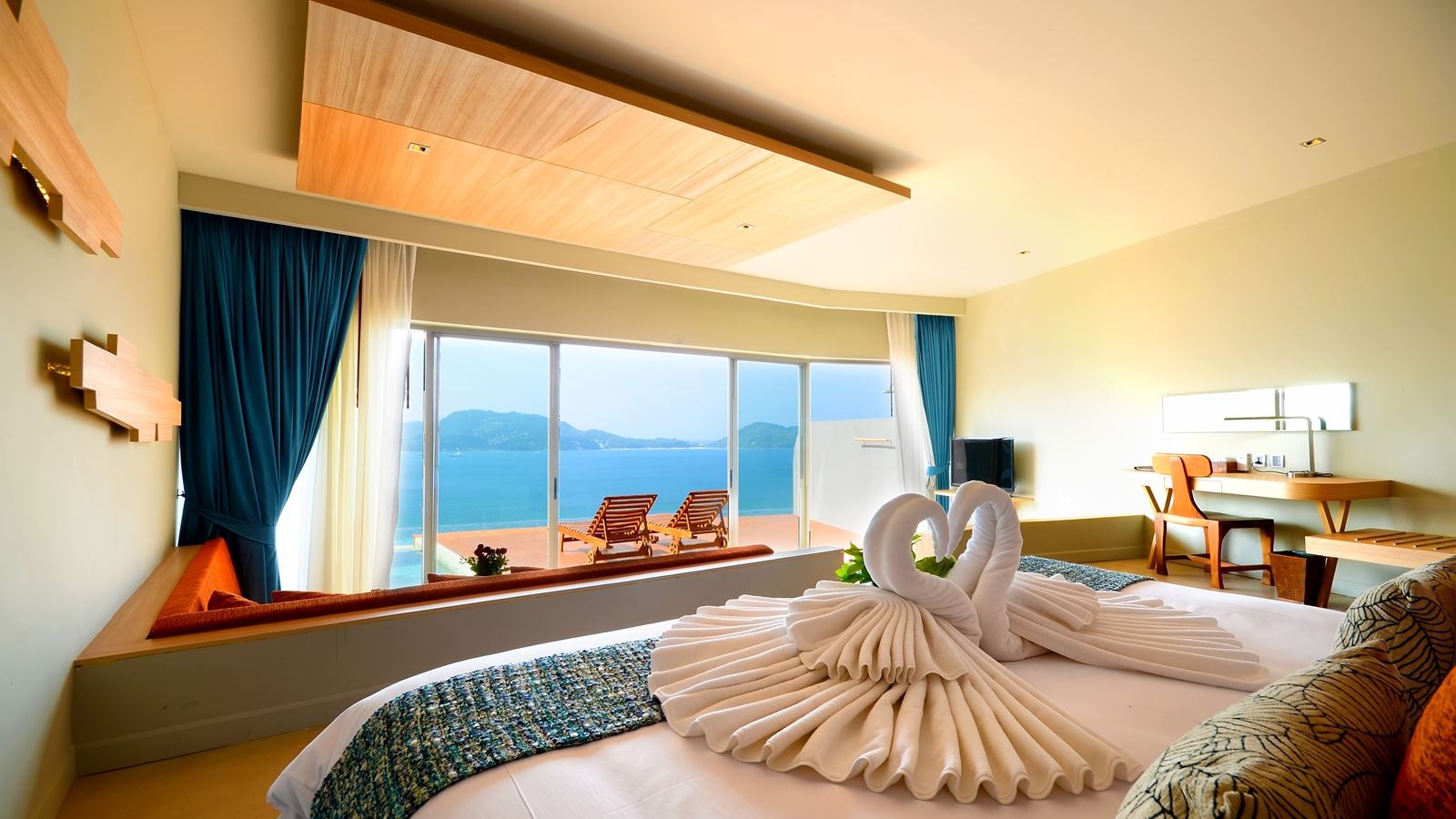 rooms-double-pool-access