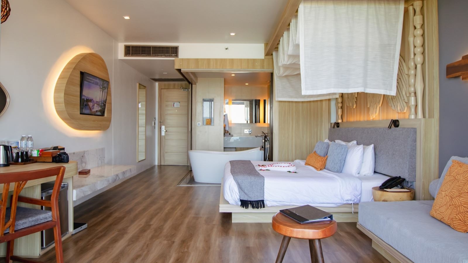 rooms-romance-room-with-ocean-view