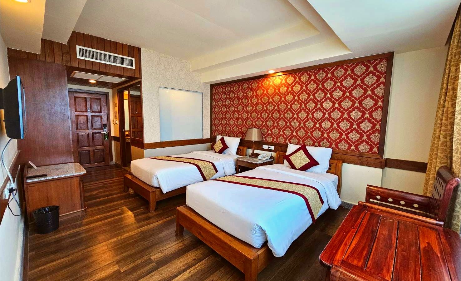 rooms-superior-twin-room