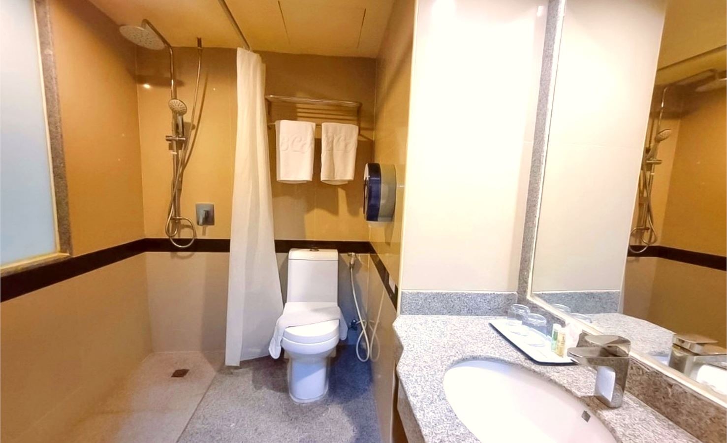 rooms-superior-double-room