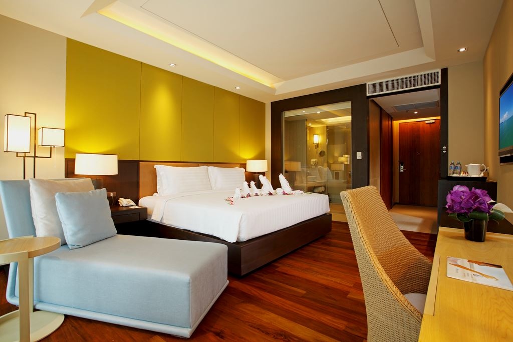 rooms-deluxe-pool-access