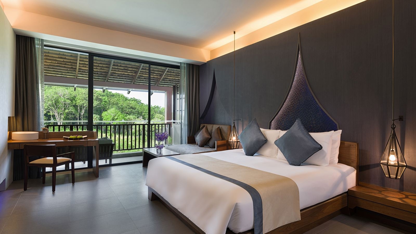 rooms-deluxe-room-pool-view-1-king-bed--1-sofa-bed