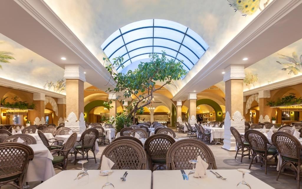 restaurants-restaurants