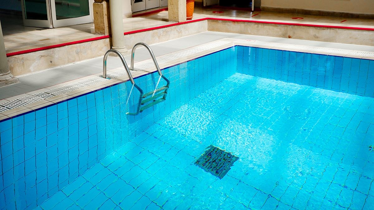 pools-indoor-pool