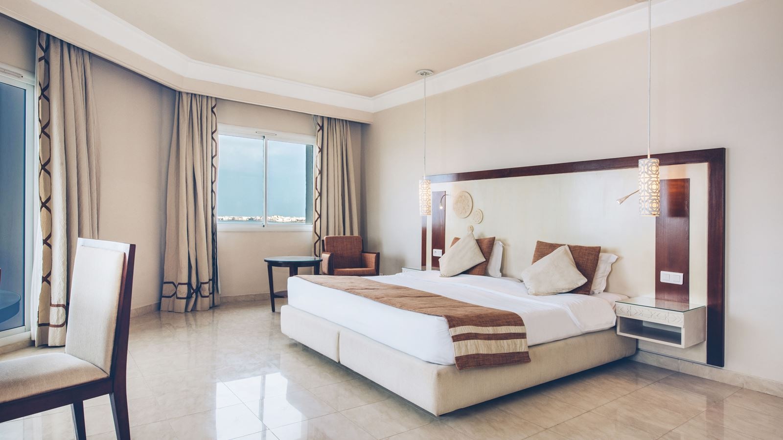 rooms-room-family-sea-view