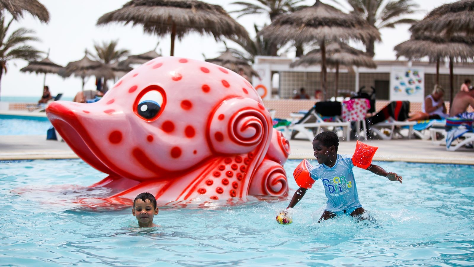 pools-outdoor-childrens-pool