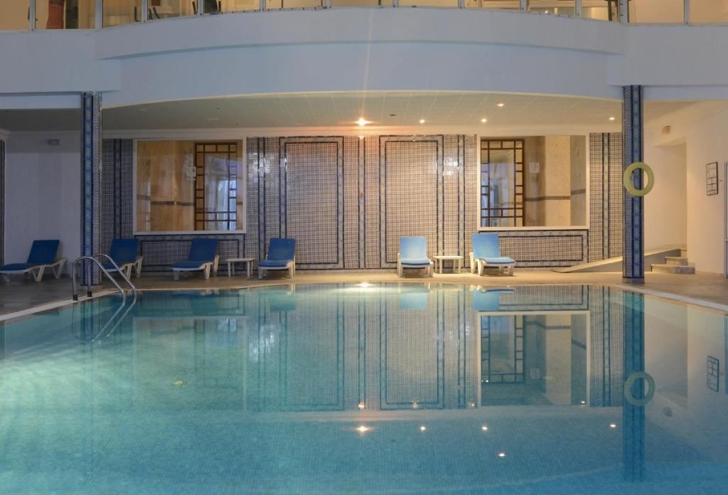 pools-indoor-pool