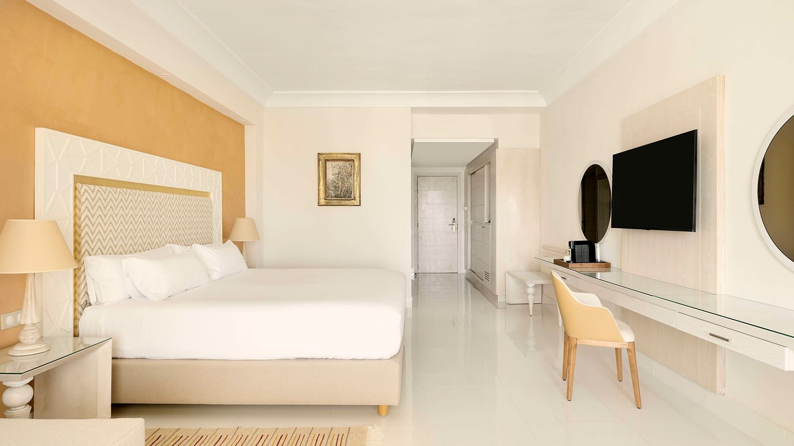 rooms-family-garden-view