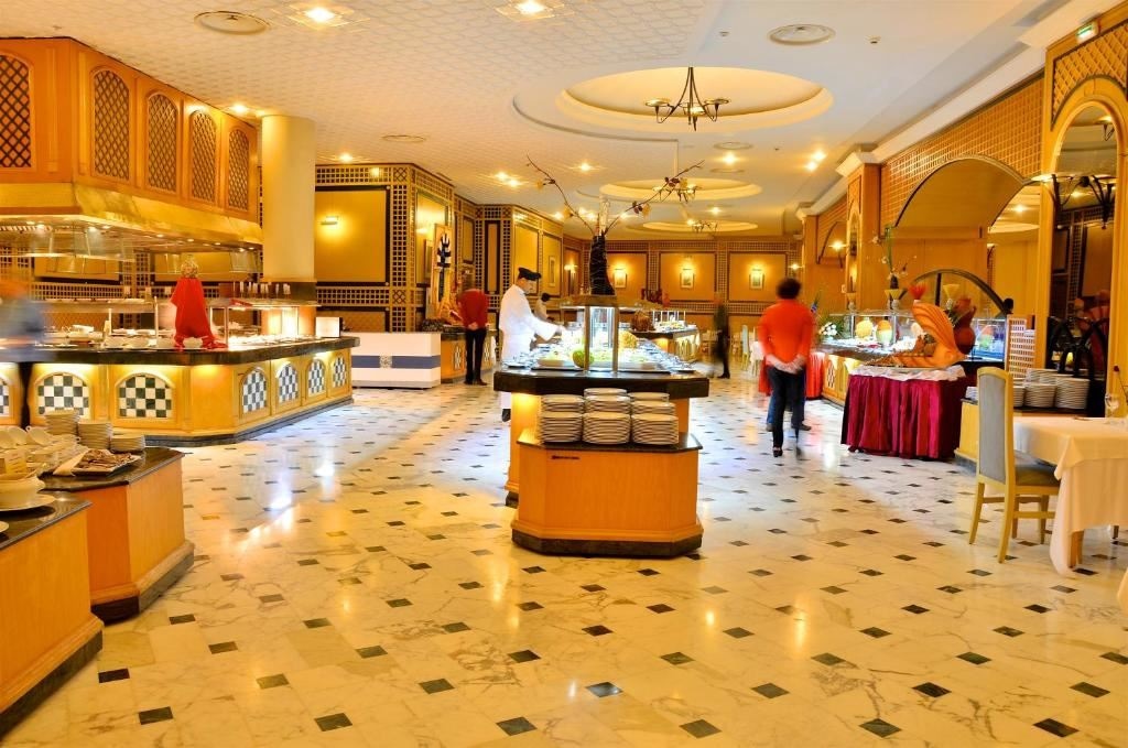 restaurants-main-restaurant-guellala-