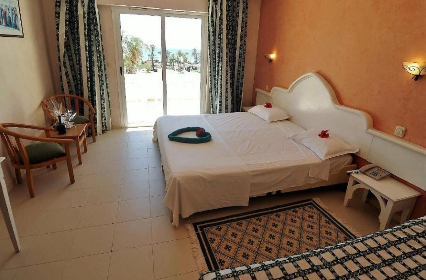 rooms-quadruple-room-sea-view