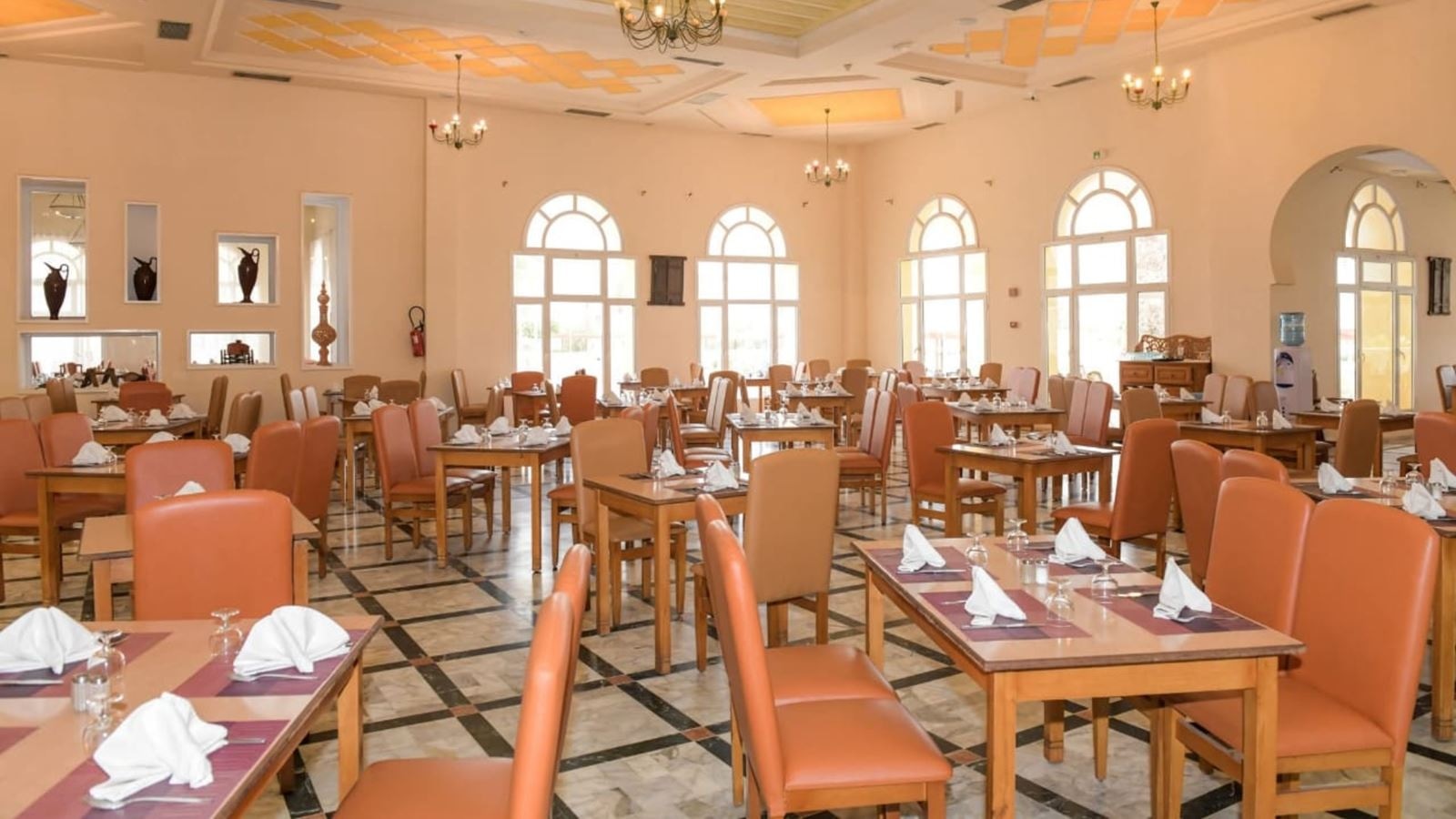 restaurants-restaurant-buffet