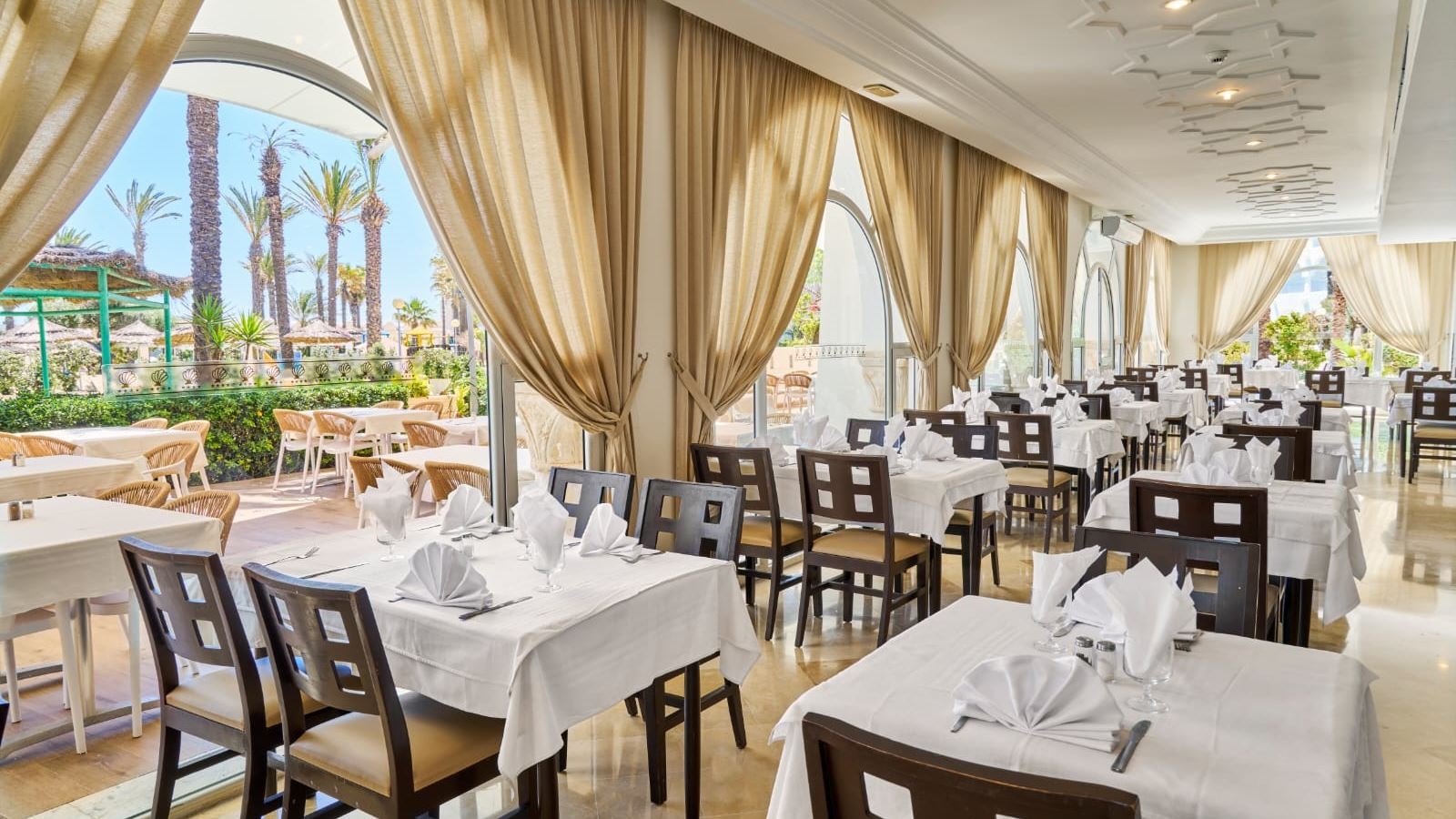restaurants-restaurant-habibis