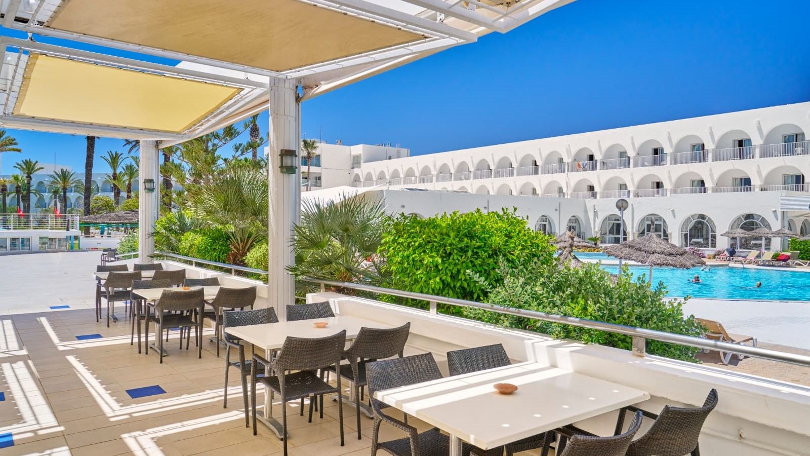 restaurants-restaurants