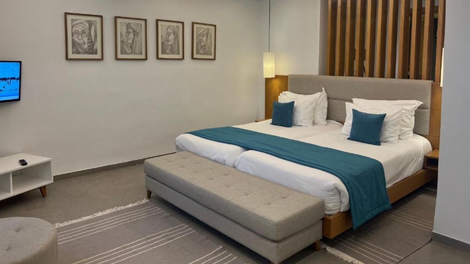 rooms-deluxe-room-with-terrace-single-use