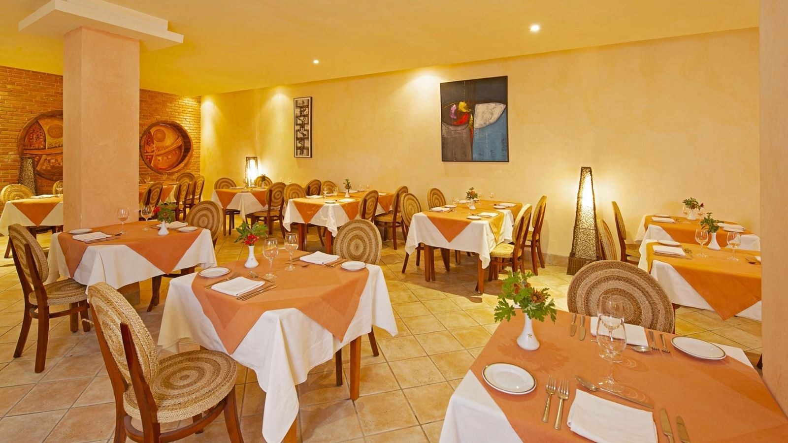 restaurants-restaurants