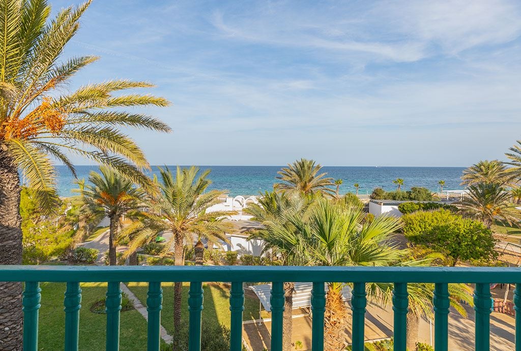 rooms-room-standard-seaview-with-balcony-or-terrace
