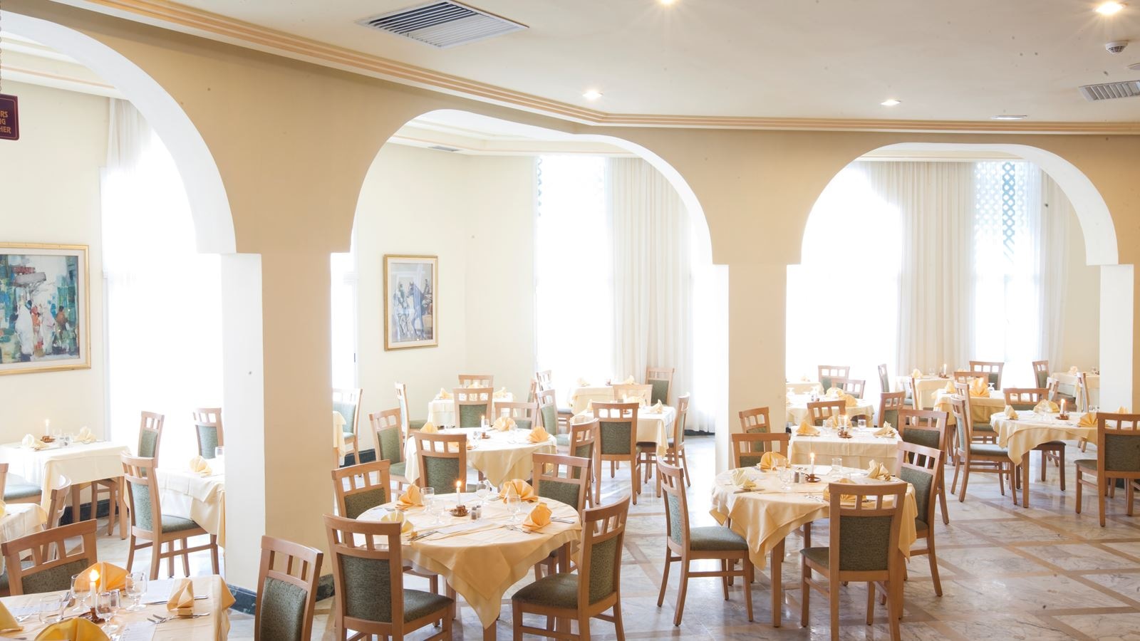 restaurants-buffet-restaurant