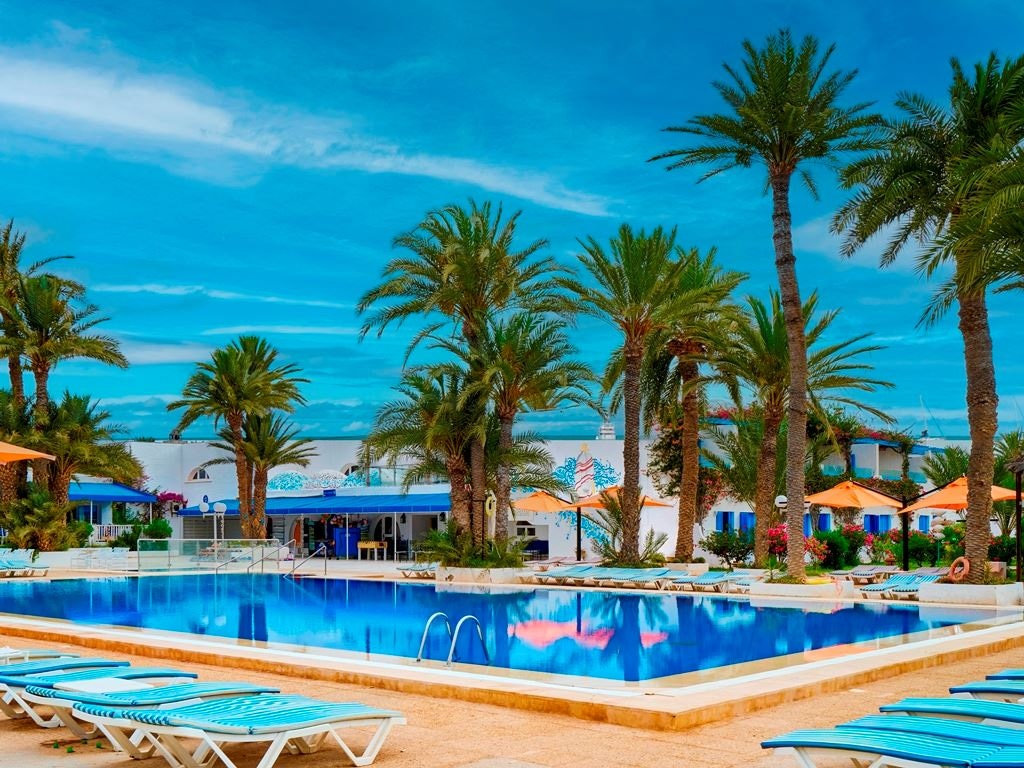 pools-outdoor--indoor-pool