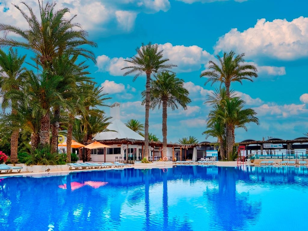 pools-outdoor--indoor-pool