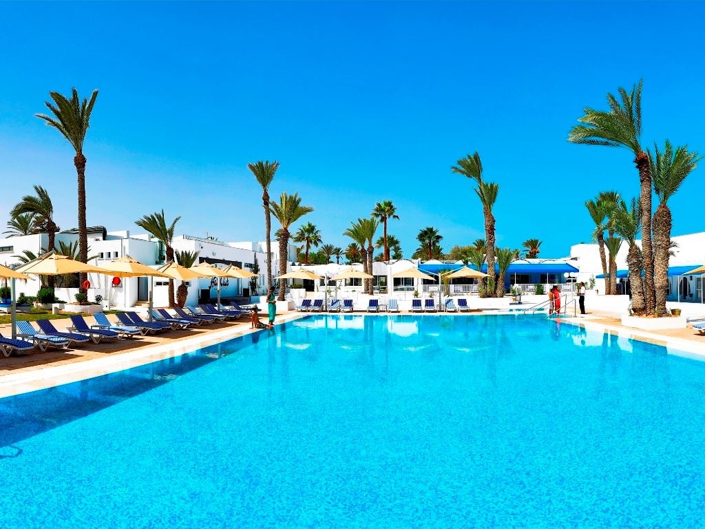 pools-outdoor--indoor-pool