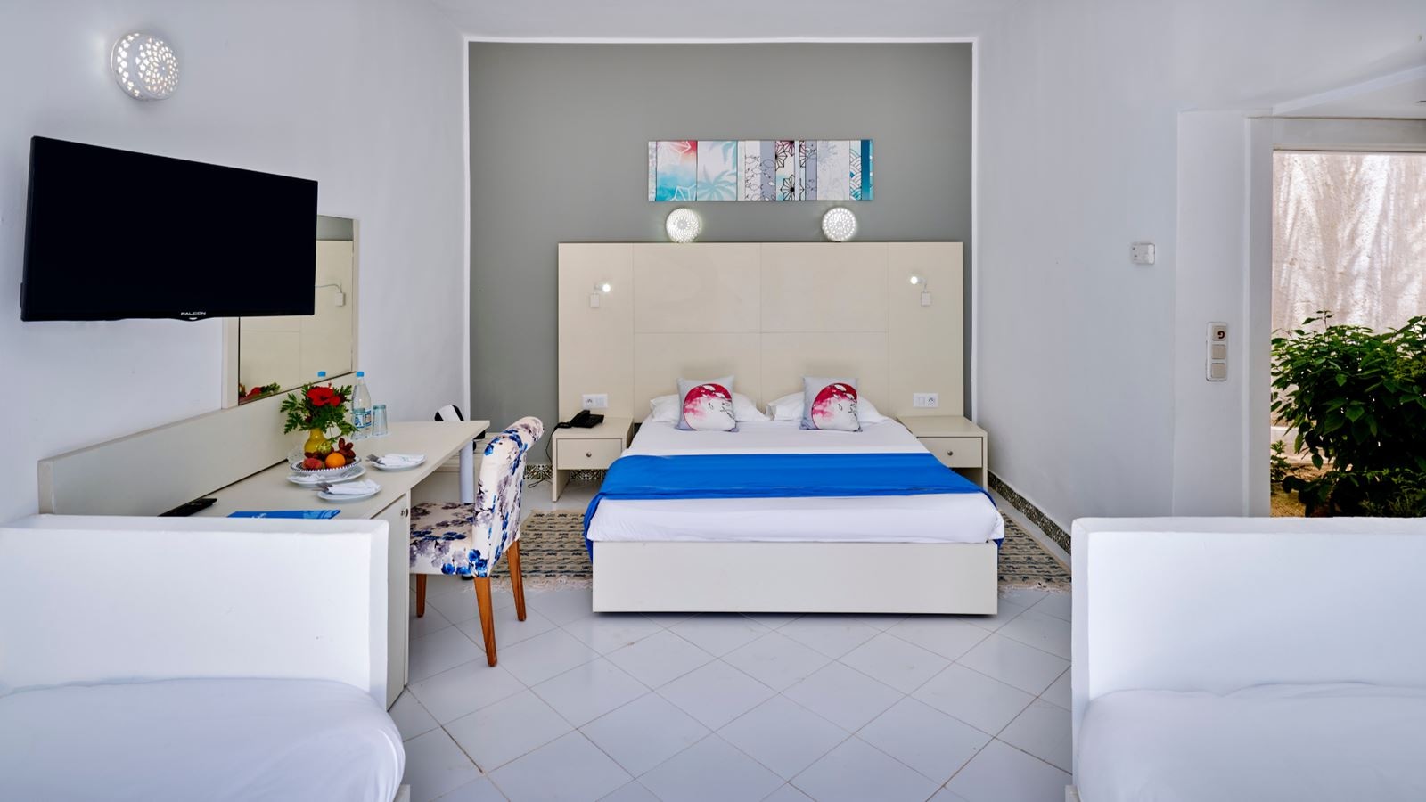 rooms-room-family-superior-2-separeted-bedrooms