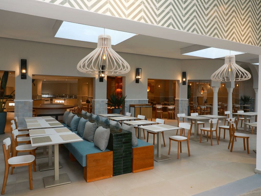 restaurants-restaurants