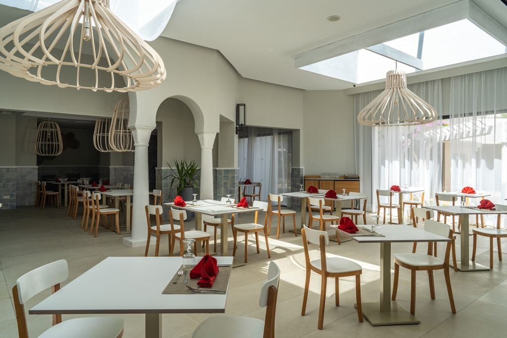 restaurants-restaurants