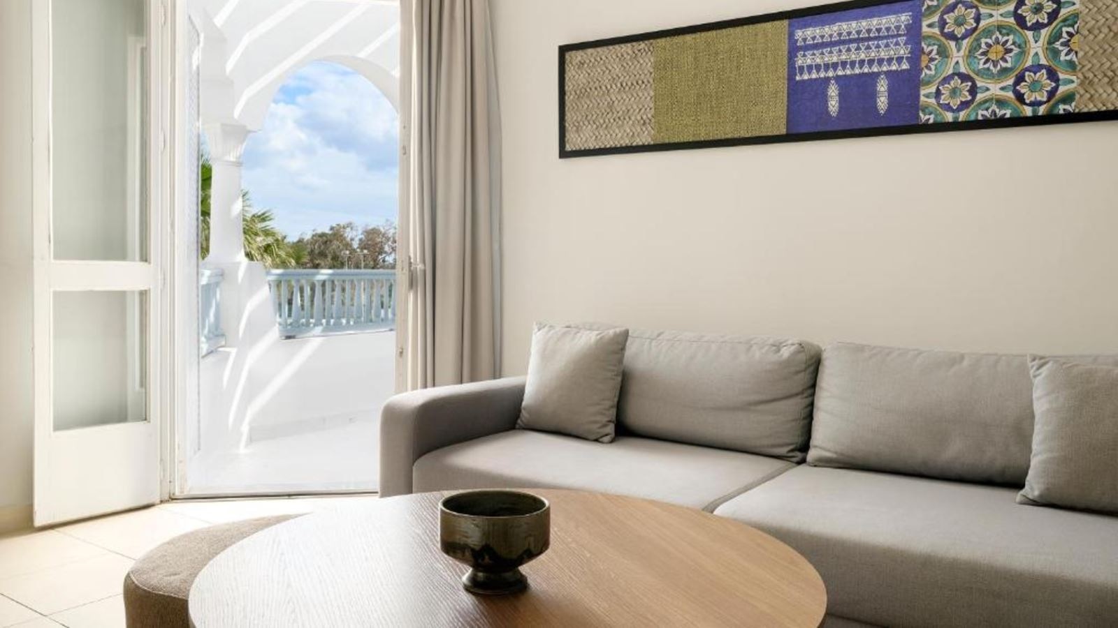 rooms-family-suite-garden-view