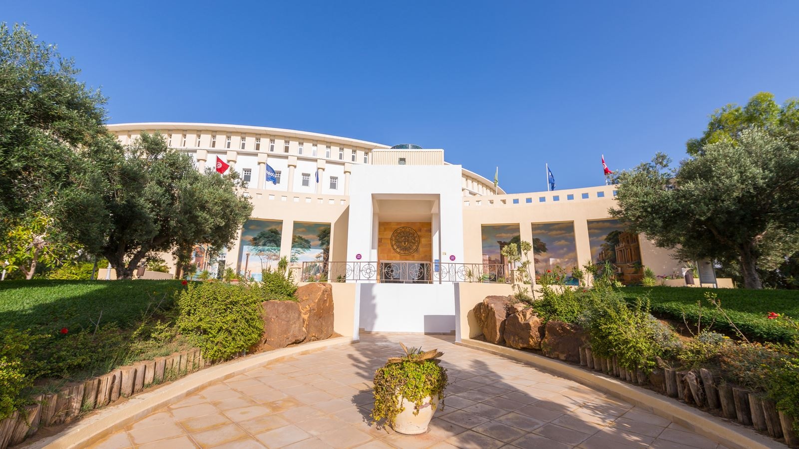 general-main-building