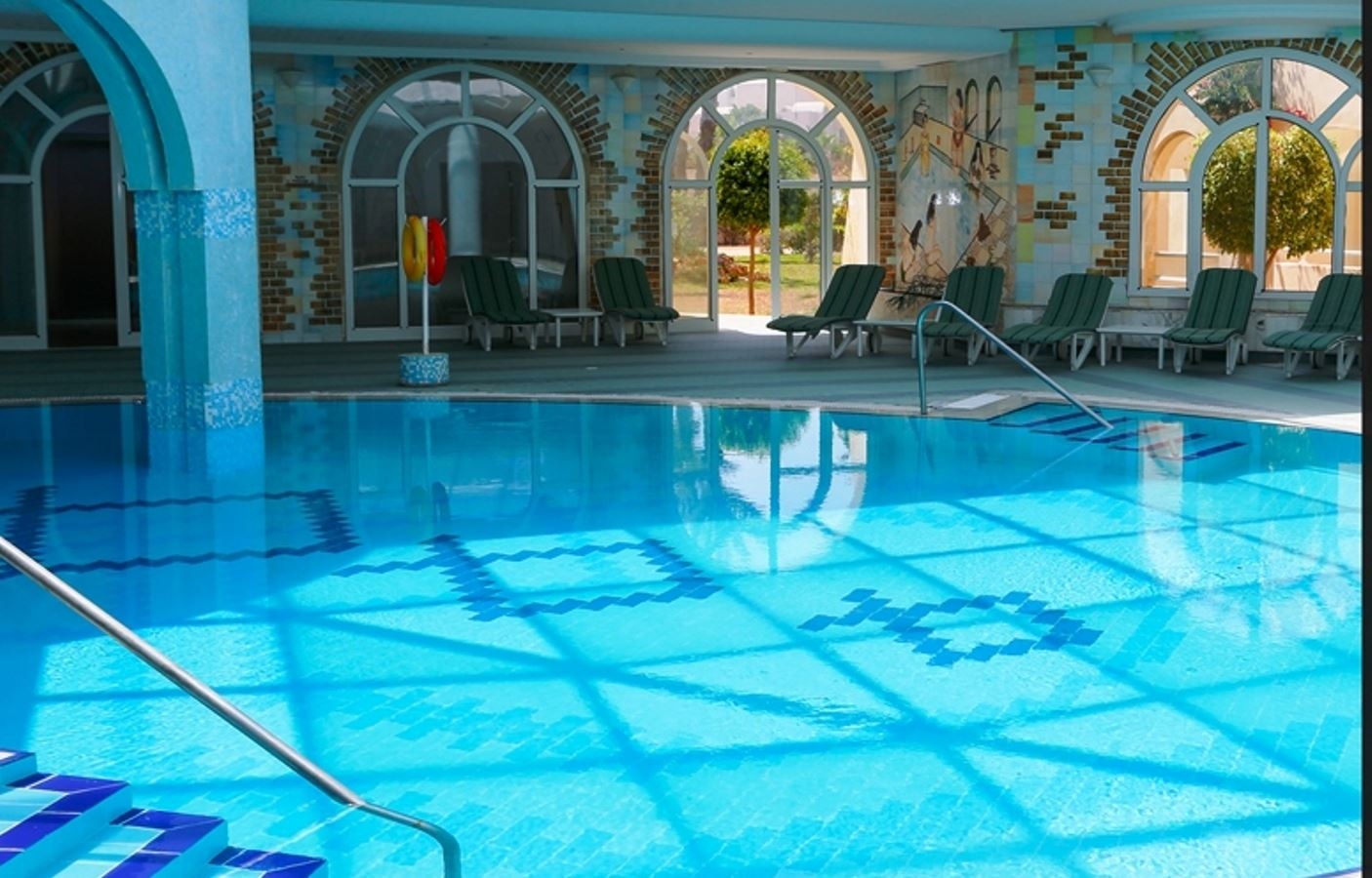 pools-indoor-pool