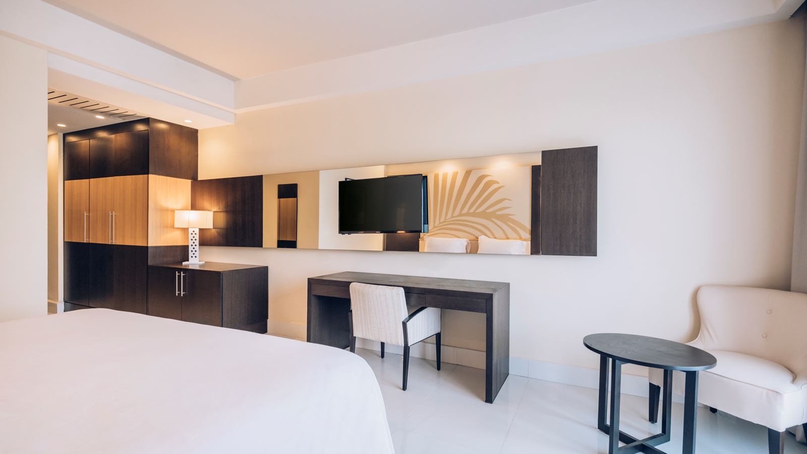 rooms-room-basic-double