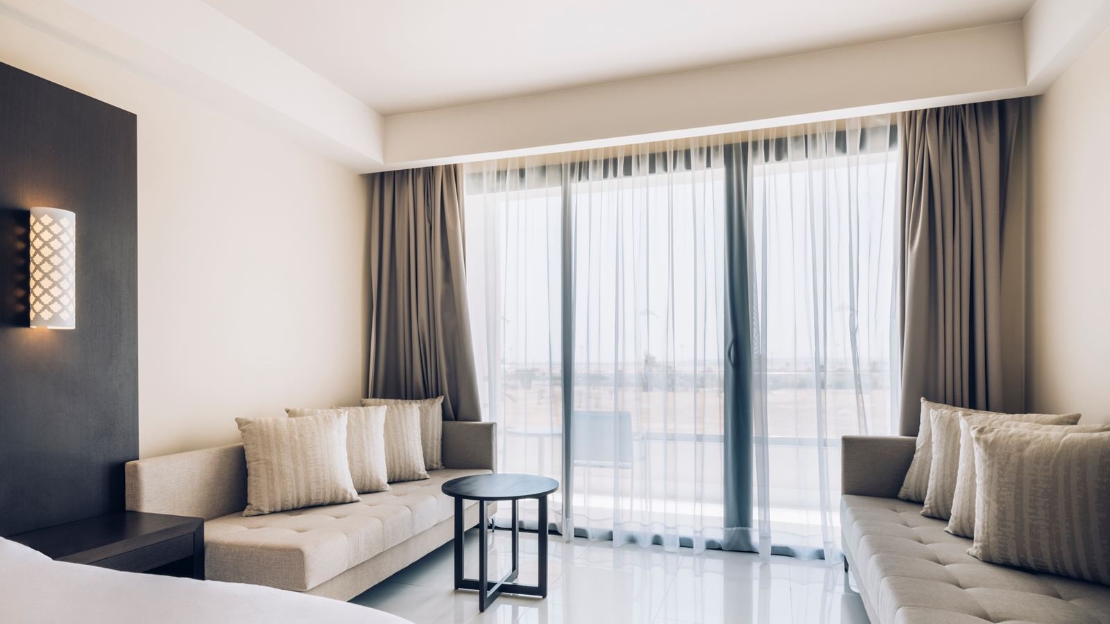 rooms-room-family-gardenview