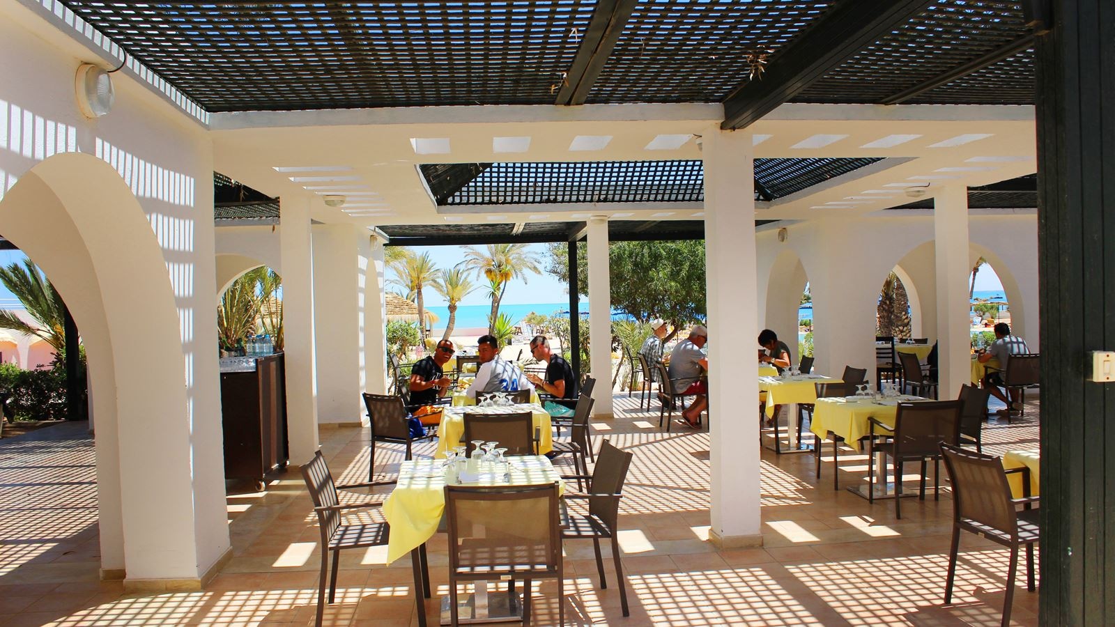 restaurants-snack-bar