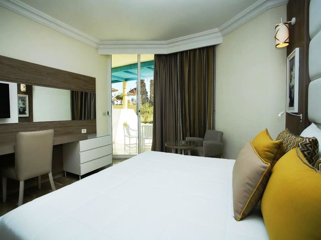 rooms-room-standard-garden-view