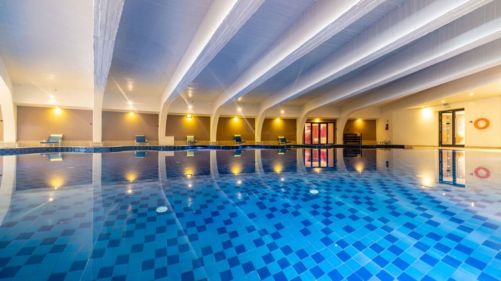 pools-indoor-pool
